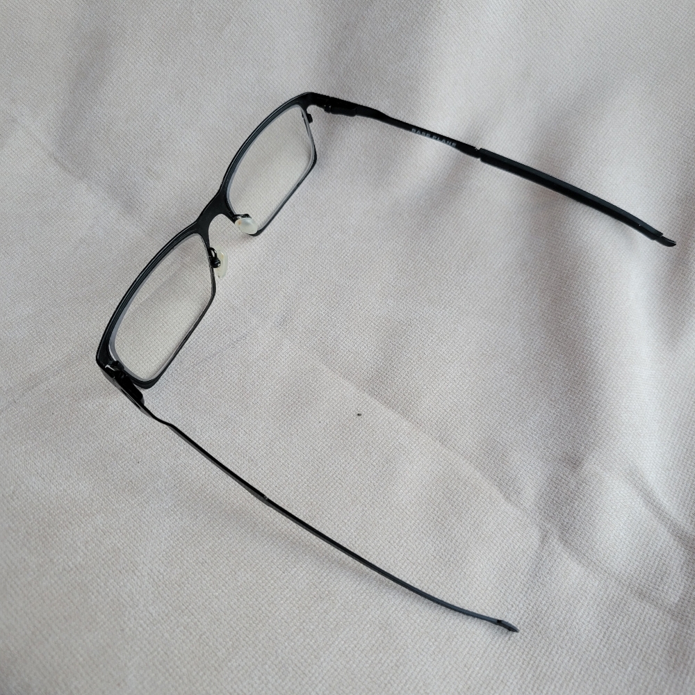 Oakley Steel Black Rectangular Glasses - image 8